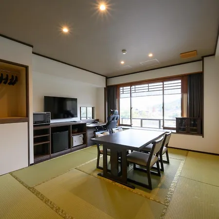 Jukeiso Hotel Hatsukaichi Exterior photo