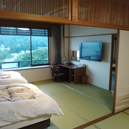 Jukeiso Hotel Hatsukaichi Exterior photo