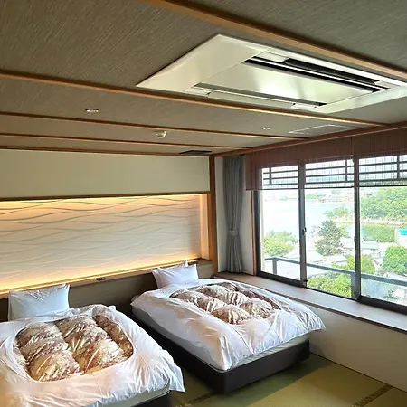 Jukeiso Hotel Hatsukaichi Exterior photo