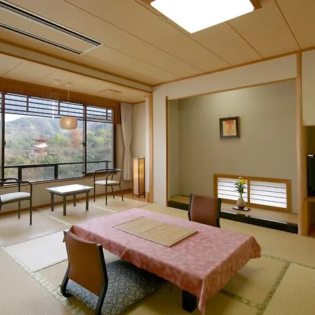 Jukeiso Hotel Hatsukaichi Exterior photo